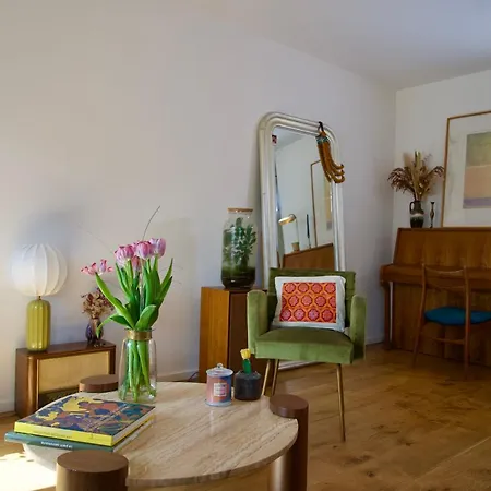 Appartamento Beautiful With View On The Faubourg